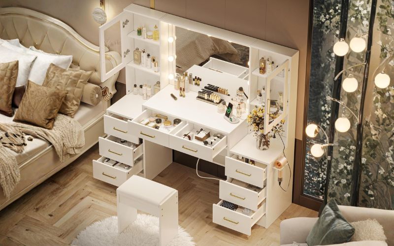 Mẫu bàn làm việc kết hợp trang điểm có ngăn kéo